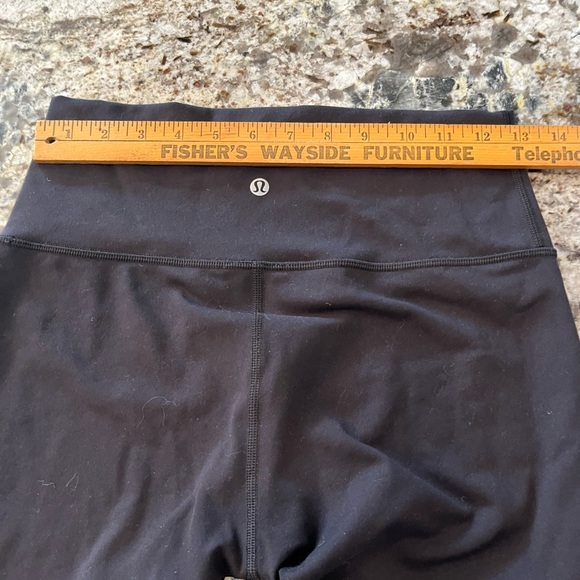 Capri Black Lululemon Leggings - Picture 3 of 3
